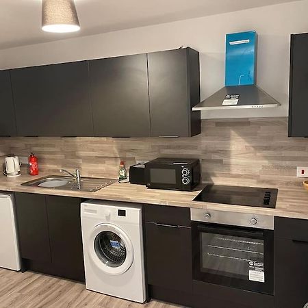 Modern 2 Bedroom City Apartment غلاسغو المظهر الخارجي الصورة