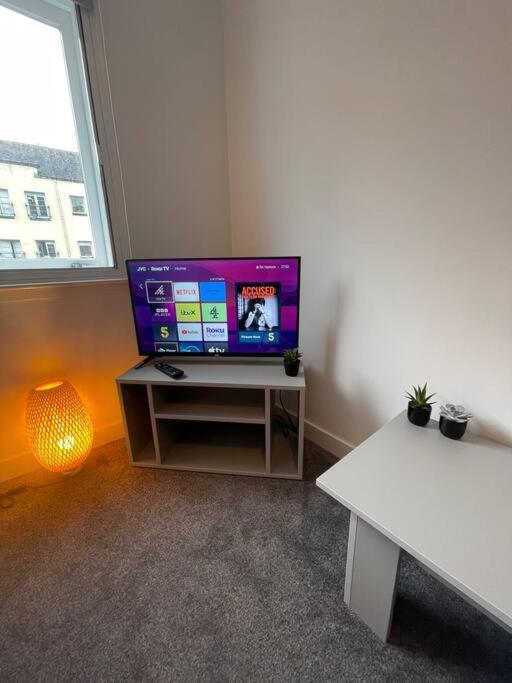 Modern 2 Bedroom City Apartment غلاسغو المظهر الخارجي الصورة